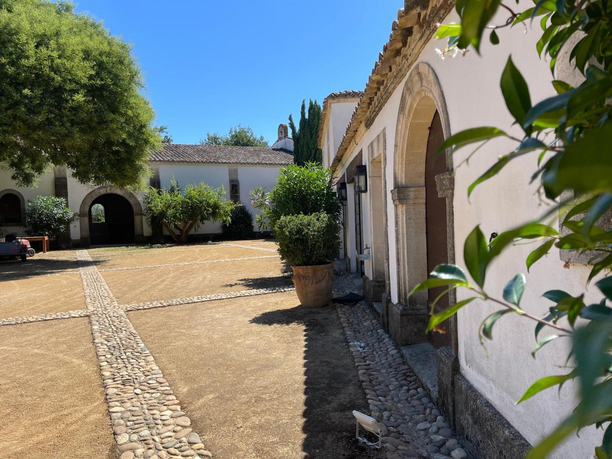 아흘르 Mas Des Becasses, En Provence - 22 Personnes 빌라 외부 사진